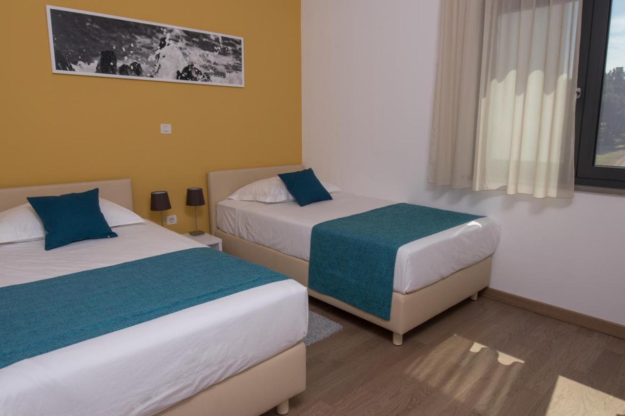 Aparthotel Punta Blu - Pool & Spa プレマントゥーラ エクステリア 写真