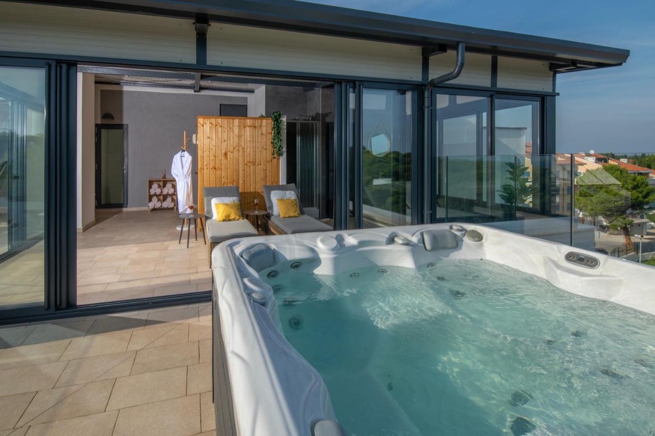 Aparthotel Punta Blu - Pool & Spa プレマントゥーラ エクステリア 写真