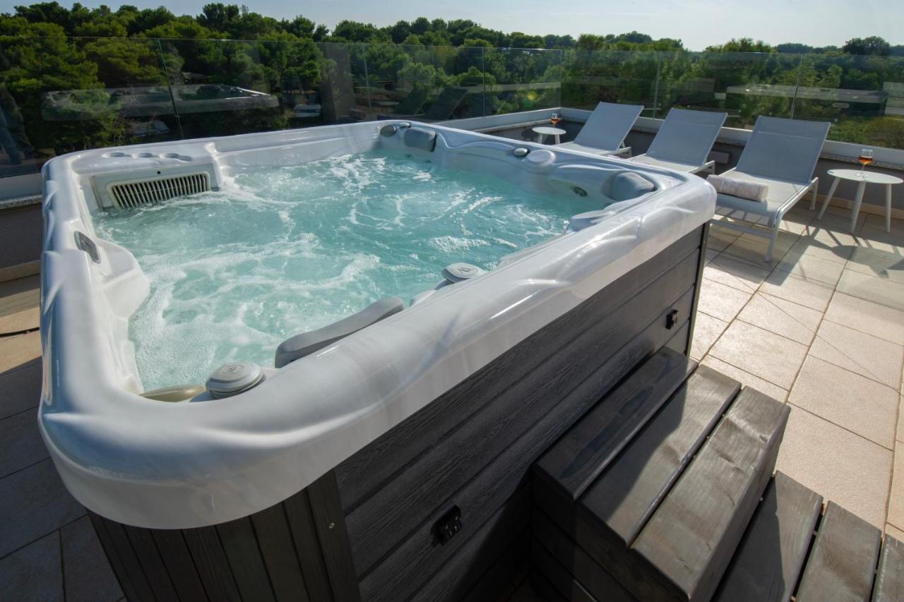 Aparthotel Punta Blu - Pool & Spa プレマントゥーラ エクステリア 写真