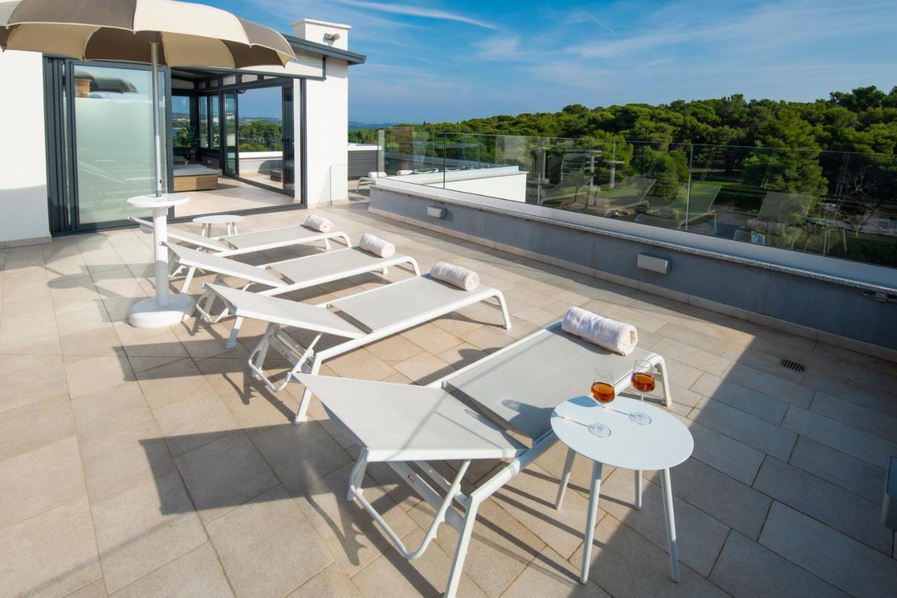 Aparthotel Punta Blu - Pool & Spa プレマントゥーラ エクステリア 写真